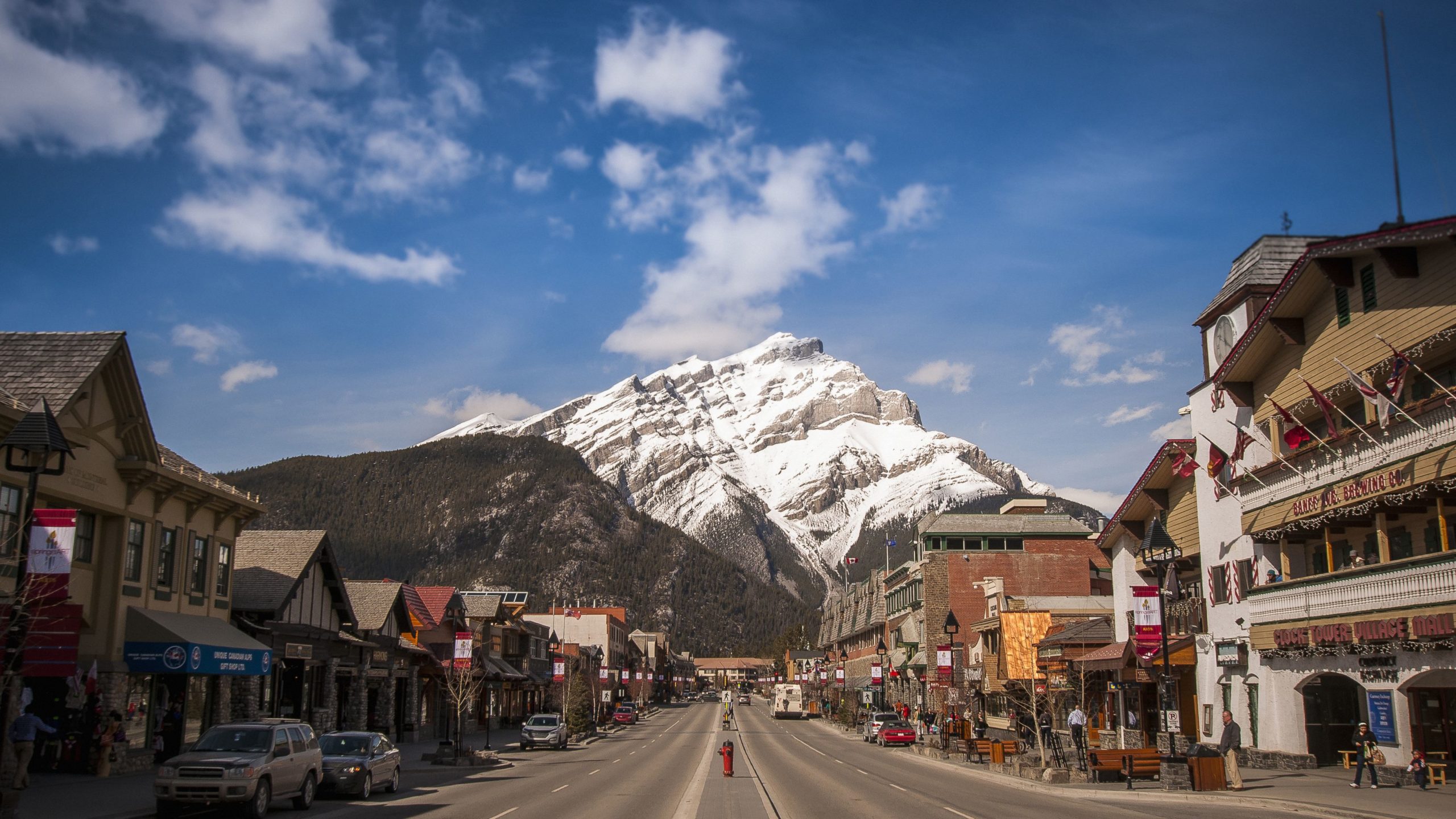 9 Amazing Reasons Why You Should Study in Canada