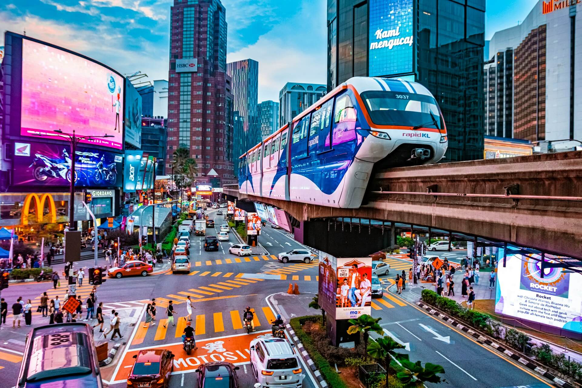 Living in Kuala Lumpur as a Business Student: What to Expect